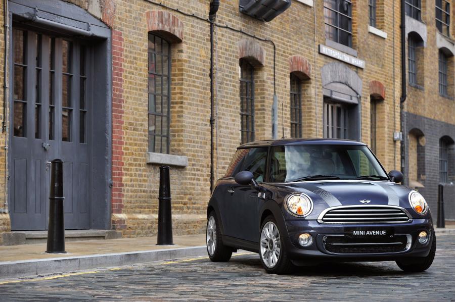  Mini Cooper Avenue 2012 года  (фото 8 из 10)
